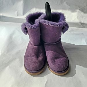 UGG Purple Bailey Button Short Boots Size 6 EUC